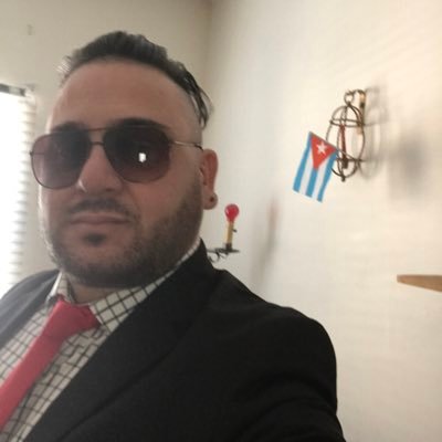 pi7ale's profile picture. Let's see what this is all about..