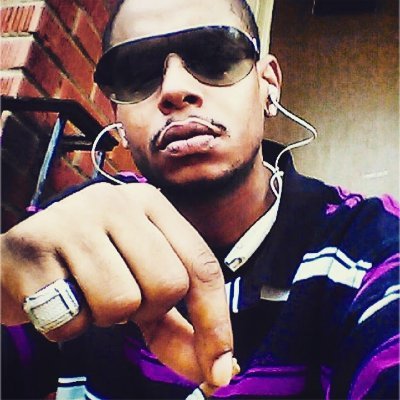 Down to earth funny smart and easy going. Looking for like minded people to conversate and possibly be friends with.