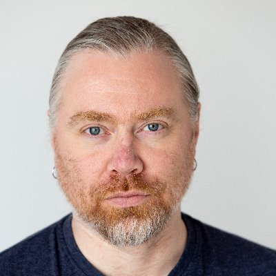 Toimittaja @seuralehti
Kirja Isät meidän ilmestyy syksyllä 2025: https://t.co/pior0tJyou