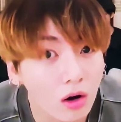 《17》
l saw jeon jungkook last night💫    [[fan account]]              
                                      |Ot7💜 please don't unfollow me🤧 !