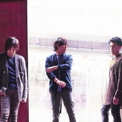 LiveBacknumber's profile picture. back number好きの、back number好きによる、back number好きの為のLIVEをワンマンで開催予定！！
back numberのコピーバンドをこの度back number出身地群馬県で結成！

メンバー募集中！
guitar2名、打ち込み出来る方
バンド名『あとのまつり』