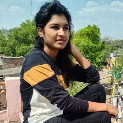 SuneetaPatel9's profile picture. सेवा और निष्ठा