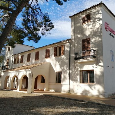 Vivero de Empresas de Dénia. ¡Apoyamos a los emprendedores! Despachos, salas multimedia y los servicios de Cámara Alicante.
deniaemprende@camaralicante.com