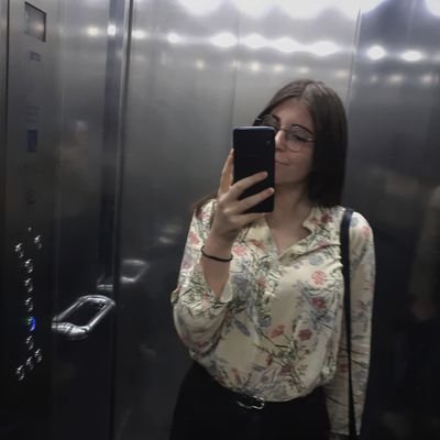 aly_ee's profile picture. 18y / Valenciennes