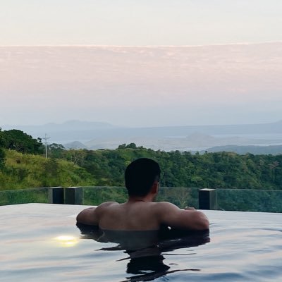 z_rome8448's profile picture. 