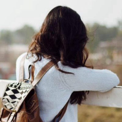 MadeehaAli7's profile picture. 