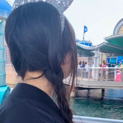 mrei_bass's profile picture. バンドでベースを弾きたい(๑ ˊ͈ ᐞ ˋ͈ ) 歌い手さん、ゲームなどなど好きなもの沢山です！ ガールズヴィジュアル系バンドを作るのが目標！！！プロを目指す気持ちなので気になった方はお気軽にリプ・DM下さい！！！！！ ギター·ドラム·ボーカル募集中です！！！