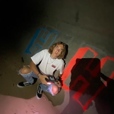 Austin682762461's profile picture. HHS FOOTBALL