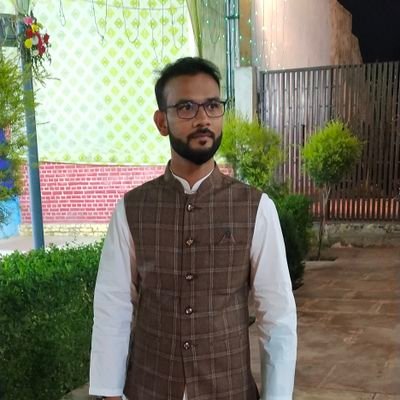 MohdShahwaiz16's profile picture. social worker