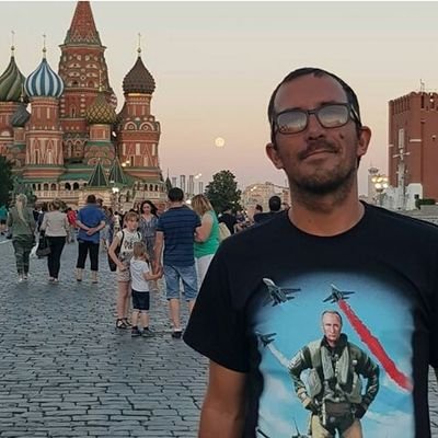 Popix14's profile picture. Epitafio en su lápida: Nunca olvidó esas noches en Chantclaire...