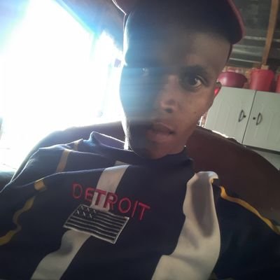 SonwabiseManq11's profile picture. man of the moment