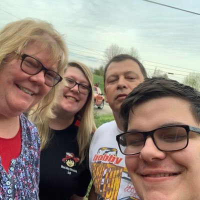 poorepod's profile picture. Just taking it day by day.........