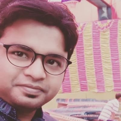 sanjit_jit's profile picture. গোটা বিশ্ব একই দৃশ্য শীত গ্রীষ্ম সবাই নিঃস্ব হে সমুদ্র! আমিও ক্ষুদ্র, ফিরিয়ে নিলে নাও আমায়।..😐😐