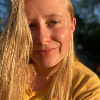 TEAnafaye12's profile picture. 