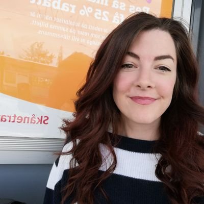 ArvellNayomi's profile picture. She/Her. Junior producer at kinda brave.  Past developer and graphics artist