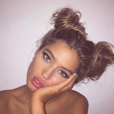 FATTOUSH_'s profile picture. ﮼بعض،الصدف،حياة 🖤