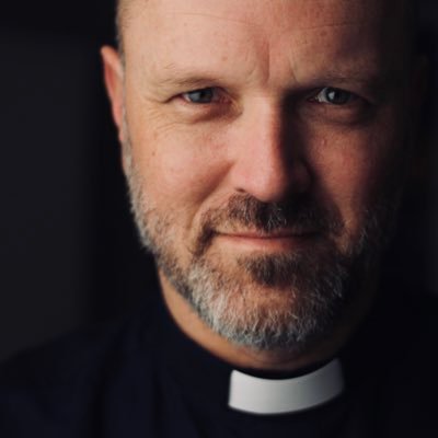 Husband, father, church minister, Chaplain for Media Chaplaincy NZ, co-host on Sunday at Six on Newstalk ZB. ‘Friend of sinners.’