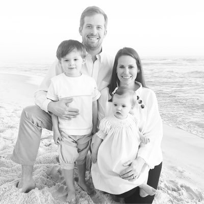 Wife. Mother of two. Interior Designer. Owner of Chelsea Robinson Interiors. Loves : Jesus, Art, Cooking, Antiques, Gardens, Architecture, Photography, Travel