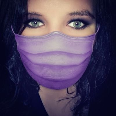 English chick living in NZ.
Married
Mum to 4 (1 human baby 3 fur babies)
Proud liberal.
Pretty outspoken (could be a slightly conservative description lol)
