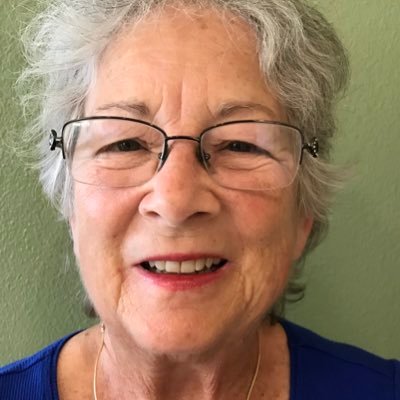 ElaineTrei's profile picture. 