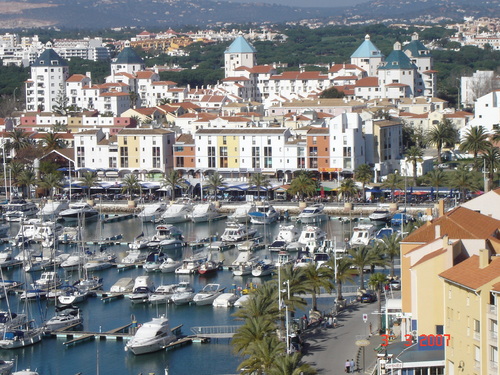 Vilamoura is a privately run resort in central Algarve.
It has a very active property market, Residential and Holiday Homes.
Please visit