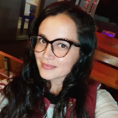 emprendedora de reposycocina_vanemas , madre de 3 niña .