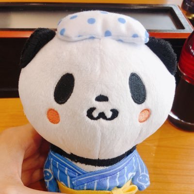 r___hx's profile picture. 