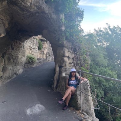 TrisheWishe's profile picture. 