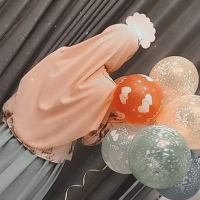 dpdaRfxOsD2slbW's profile picture. 