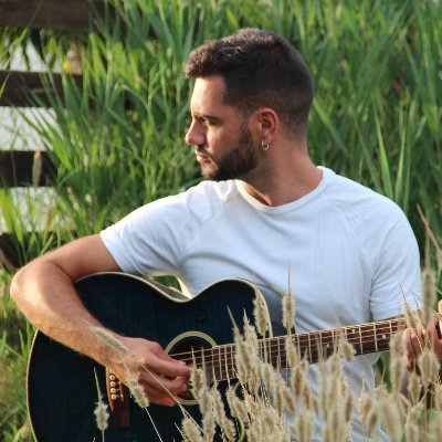 juanfransmusic's profile picture. 💫Maestro, guía Montessori y cantautor
💫Defensor de la educación alternativa a punta de guitarra y poesía

Mi blog: https://t.co/TPkROvQnnQ