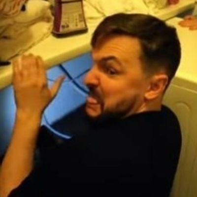 1/11 ekipy
| NIE JESTEM PRAWDZIWYM ŁUKASZEM |
| 31.03.2020 - Patec pierwszy raz nie zgonował |
| fan account |