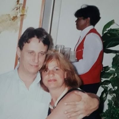 Amo meu marido e Olavo de Carvalho!
.
.
.
.
#BDSM #ConservadoraSóNaNet #Professoradosexo #SDV #follow4follow
