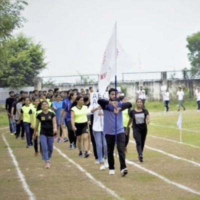 jr_mehrotra's profile picture. Rien n'est éternel💰
|
 💂 Child
Êx - KVIAN ✍️
SGI 🚸 CSE ENGINEER 👨‍🎓 2020 
|
™️ TRAVELLER ✈️📷 📍 HYDERABAD
|
 LEADER . BELIEVER . ACHIEVER  🏏⚽🏸 2804 🎂