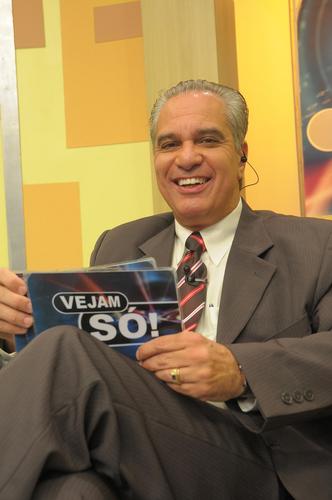Pastor da Igreja Presbiteriana Independente do Brasil há 30 anos, professor de teologia, jornalista, apresentador de TV e eterno aluno da escola da vida.