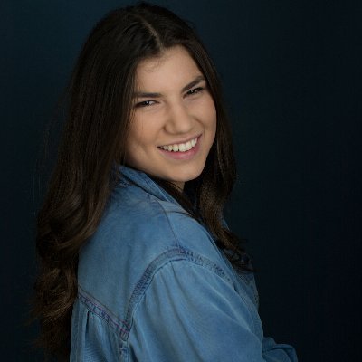 courtnie_lewis's profile picture. Hi