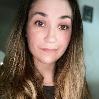 Hollythcna90's profile picture. mom life, Jeep wife, book enthusiast,