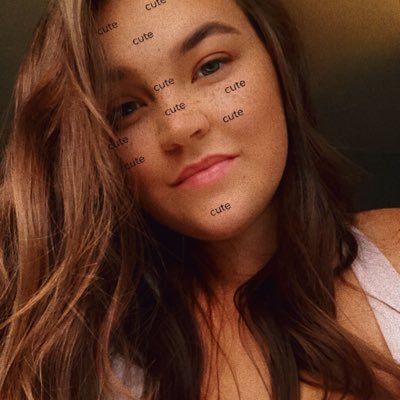 missclarke97's profile picture. browns hairdressing 💇🏽👀