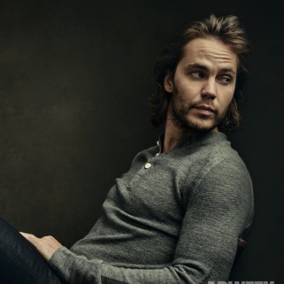 Taylor Kitsch Online