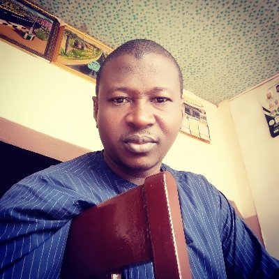 AlMiyatti's profile picture. I'm simple