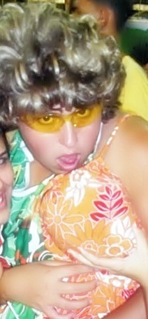 Iaê Galera , esse é o novo bloco da Praia Grande ele irá ser iniciado no carnaval de 2012 .Só seguir que o MONOTETA segue de volta . Abraços !