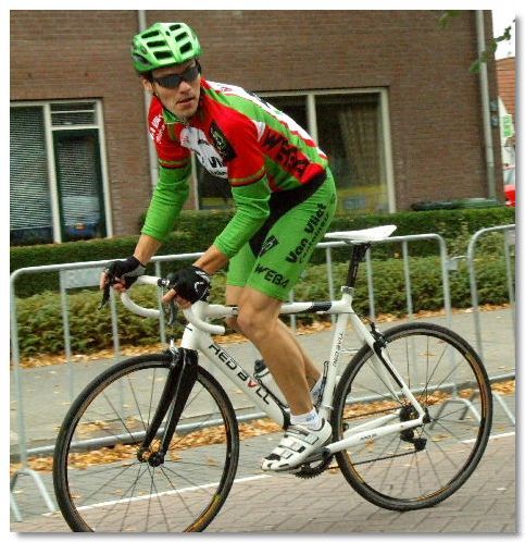 garounbannink's profile picture. I love music and sports. Wie wil met mij samenwerken om mensen werk te laten vinden dat echt bij hen past? #dzinvesteren. Speel in Grupo Nao Me Toques.