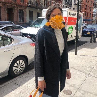fan of football in kansas city, lake show lifetimer, aryna sabalenka’s no. 1 fan in the midwest, and bike commuter.