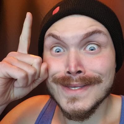 Hi I'm Layne, I stream and make Youtube videos. https://t.co/mXEBXtU6lZ . I like video games, art and making a fool of myself! Come say hi.