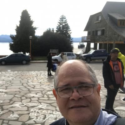 javiergw's profile picture. Tecnología, Negocios, Política, Música. Descubriendo el liberalismo libertario.  Pro familia. No creo en el globalismo ni lo woke. Respeto por el individuo.