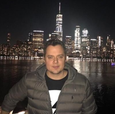 JanssenJohan's profile picture. Journalist turned comms pro. Love travel and technology. Watch enthusiast, stock market spectator and spicy food advocate. Views are my own.