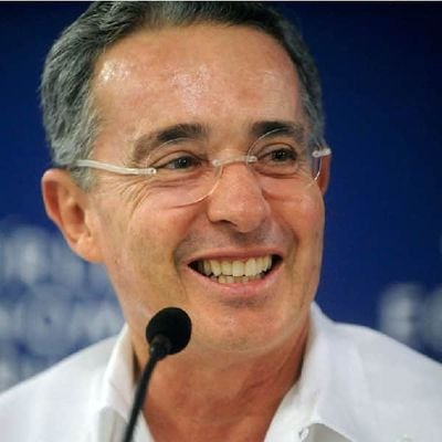 Álvaro URIBE Vélez..💪
100% Uribista 💞