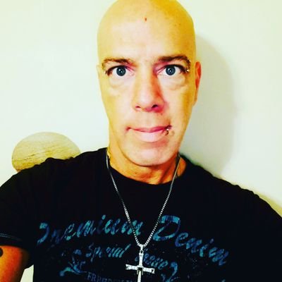 avledor's profile picture. hello everyones love to sings everydays thanks for following me really great😃😉😉