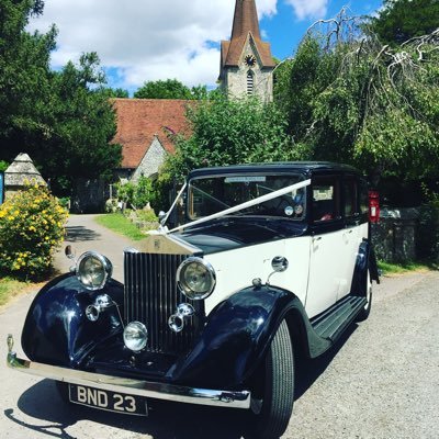 Privately owned Wedding Car Company in Portsmouth, with Vintage Rolls Royce hire, Silver Shadow & many others. Prices from £165.00 ring for a quote 02392876984