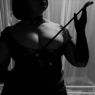https://t.co/s6heWy1MQX
Professional Mistress/Dominatrix from Spain. Owner of Ladies first! dungeons in Madrid and Barcelona and LR's Creations.