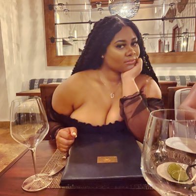 I have too many thoughts for IG , ignore all tweets pre 2020 😭